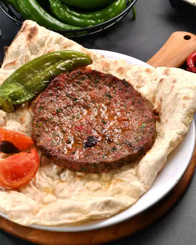 Tepsi Kebabı (Lahm-i Sini)